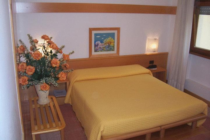 Albergo Benito Ponte nell'Alpi Exterior photo